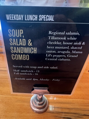 Weeday Lunch Special